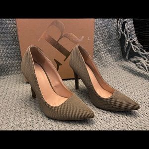 Green Textured Heels